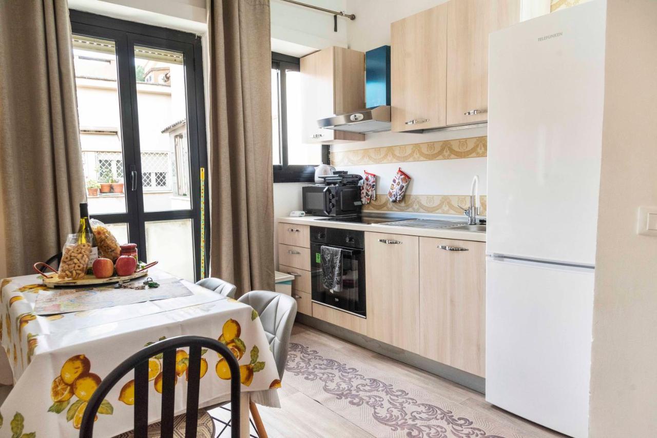 Merulana Suite S.Peter Rome Exterior photo